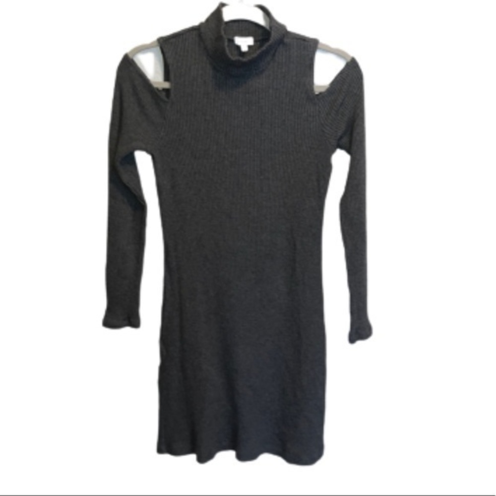 Splendid charcoal gray ribbed cold shoulder sweater dress size L